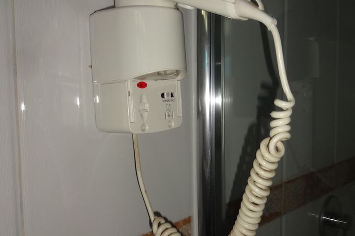 Room 18 of 31