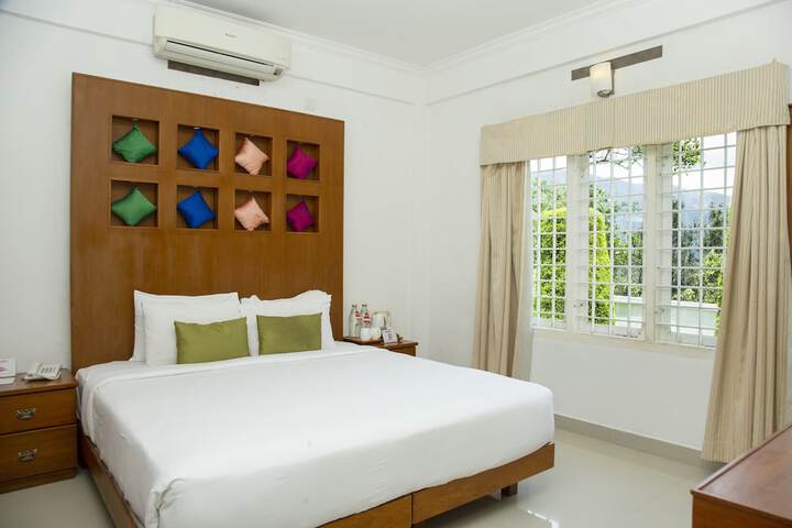 Room 25 of 86