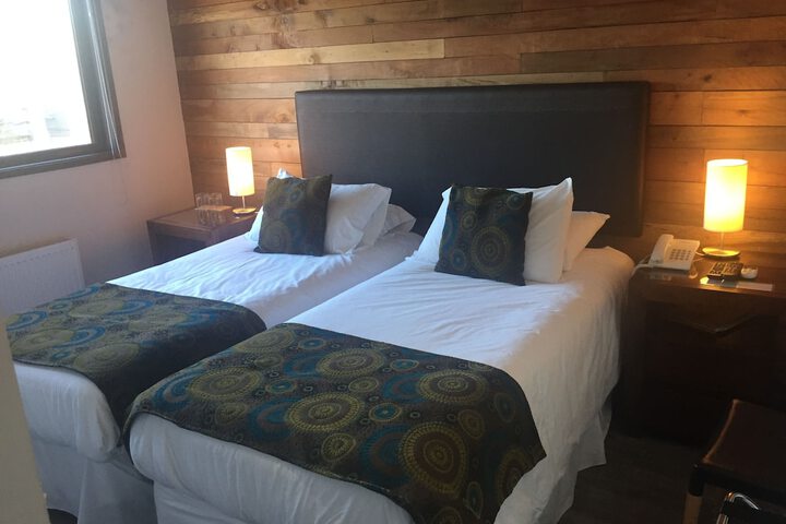 Room 11 of 42