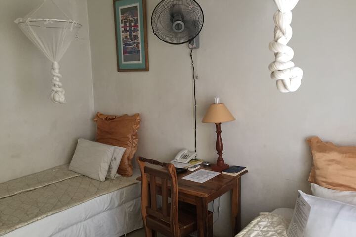 Room 8 of 50