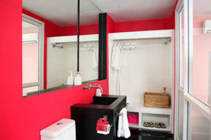 Clean Restrooms