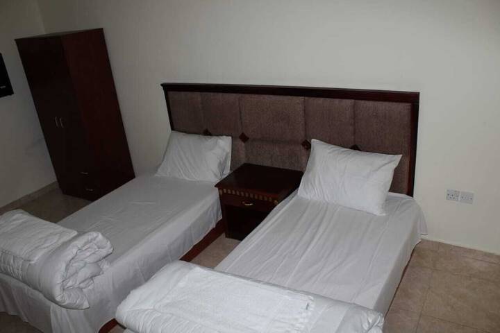 Room 15 of 32