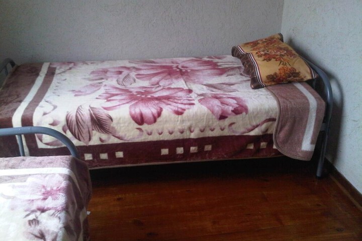 Room 10 of 21