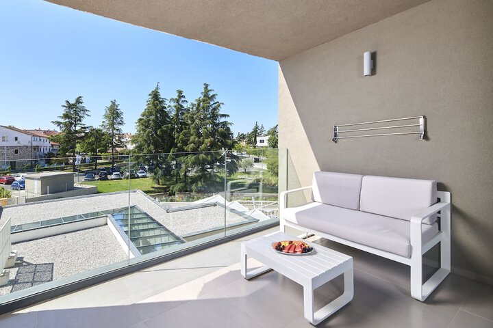 Terrace/Patio 50 of 52
