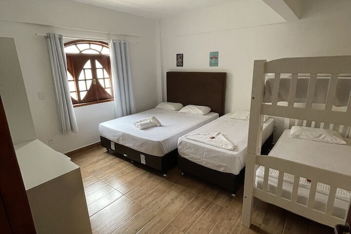 Room 12 of 22