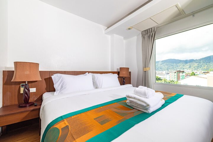 Room 32 of 72