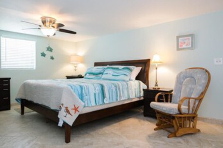 Room 16 of 23