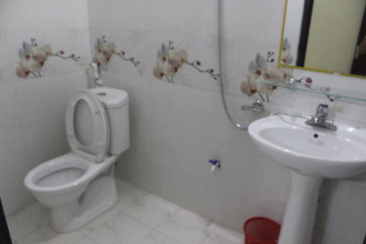 Room 44 of 82