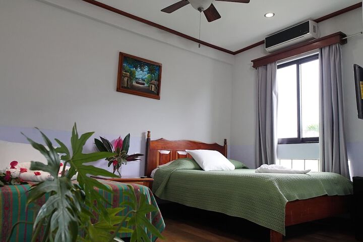 Room 26 of 87