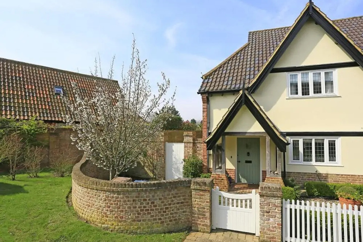 Restful Holiday Home in Aldeburgh With Garden