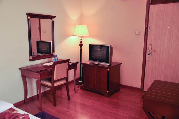 Room 15 of 54
