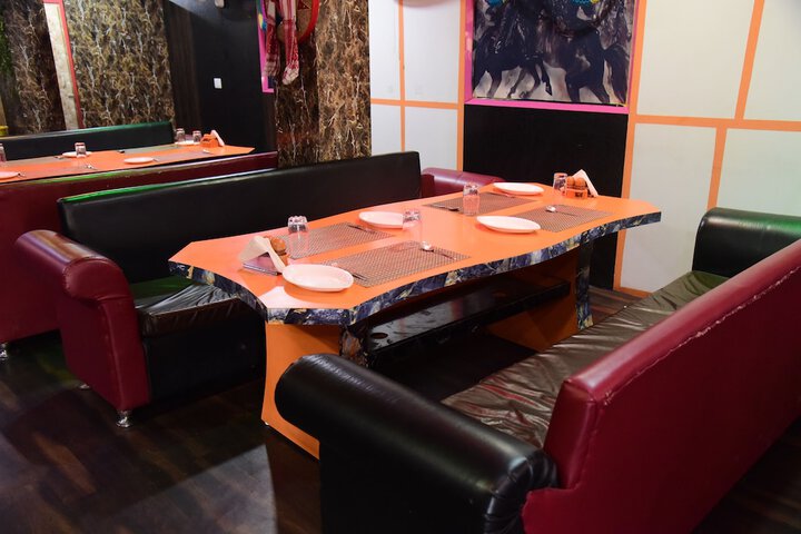 Dining 5 of 13