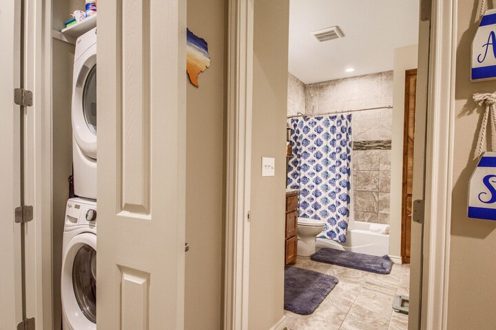 Room 9 of 47