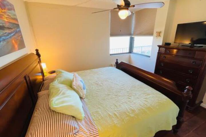 #901 Private Beach and Gulf Views in Fort Myers Beach, FL