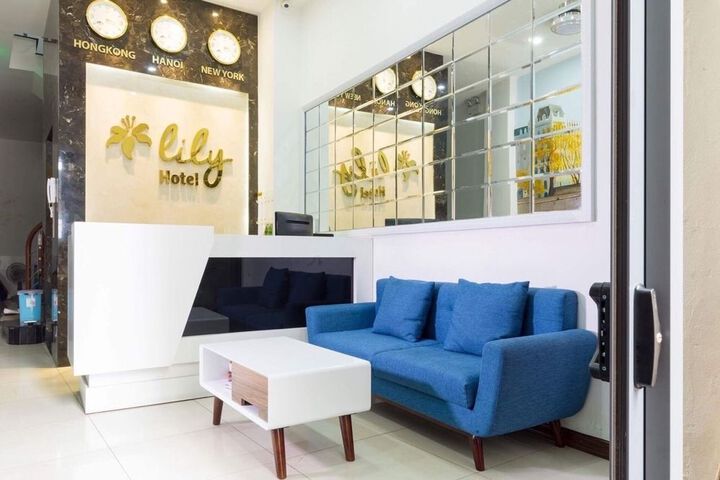 LILY HOTEL