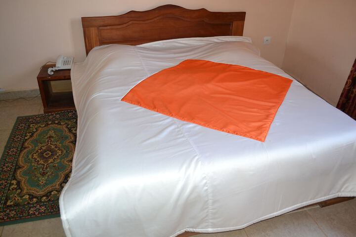 Room 9 of 20