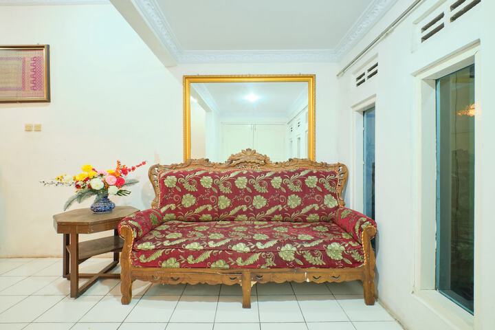 Hotel Interior 11 of 25