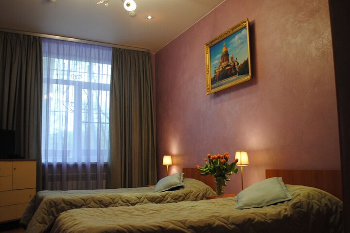 Room 22 of 34