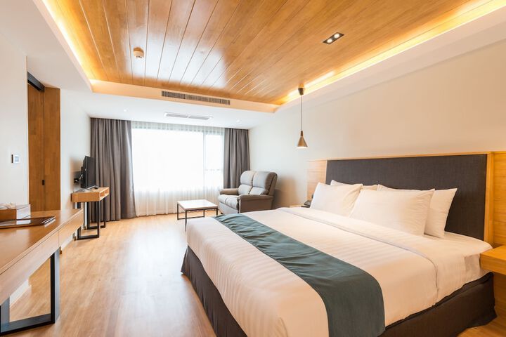 Room 18 of 49
