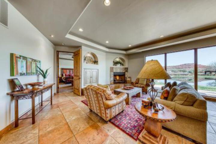 Entrada Suite #402 in Santa Clara, UT