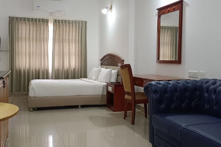 Room 10 of 70