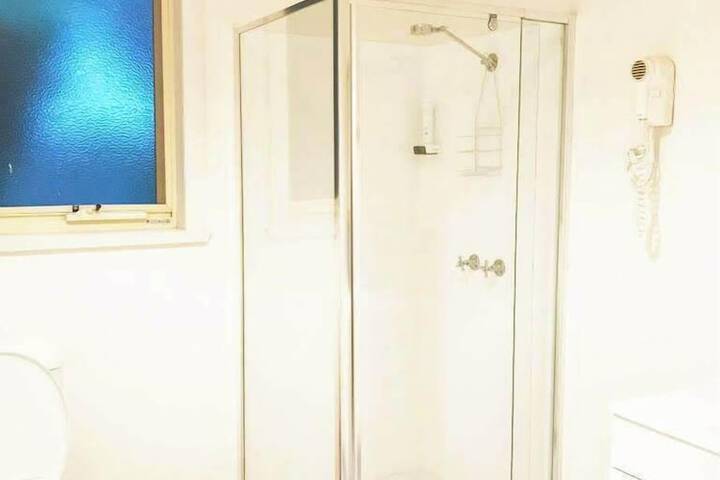 Room 84 of 141