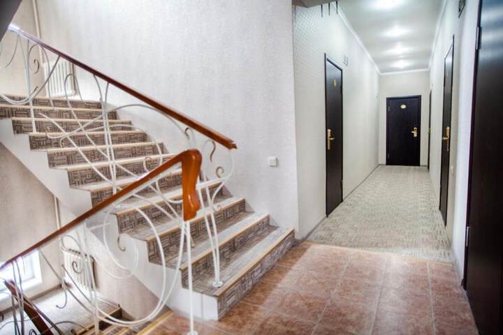 Ballroom/Hall 16 of 19