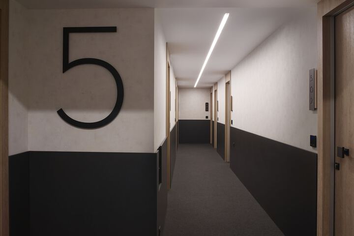 Ballroom/Hall 69 of 92
