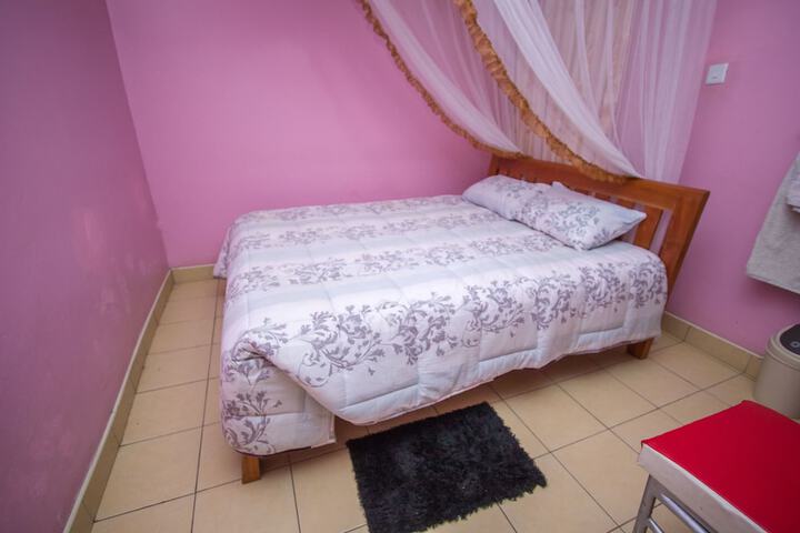 Room 14 of 39