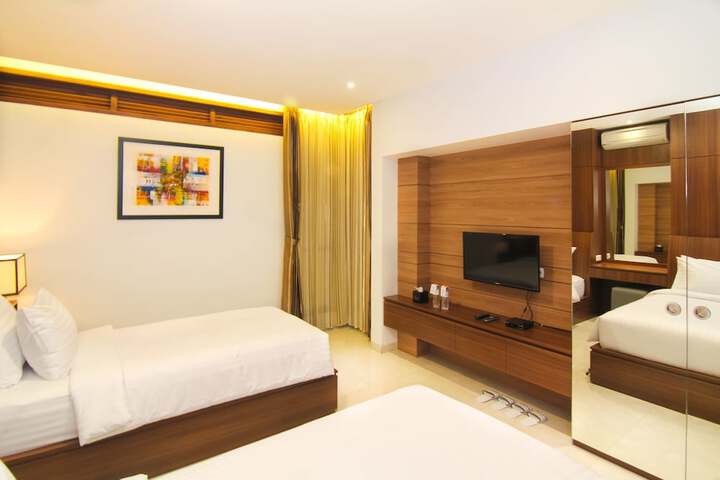 Room 15 of 27