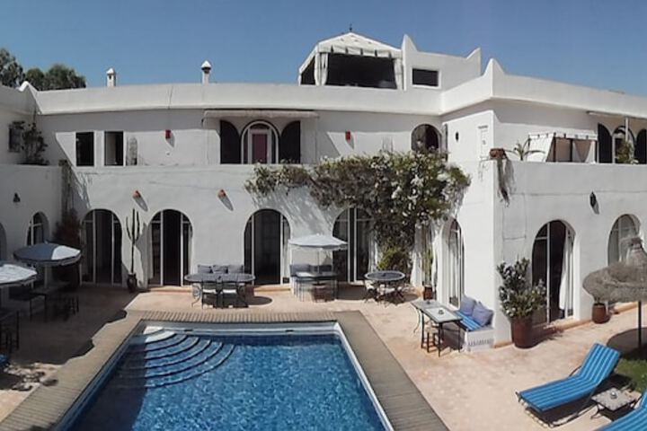Hotel 3 of 92