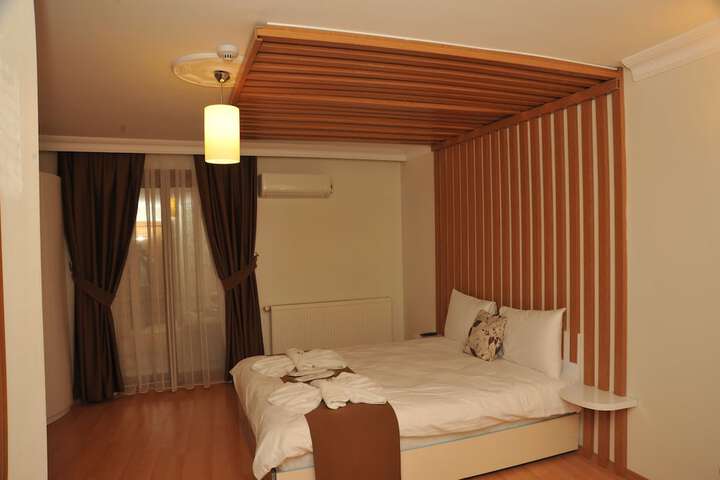 Room 4 of 21