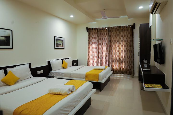 Room 13 of 39