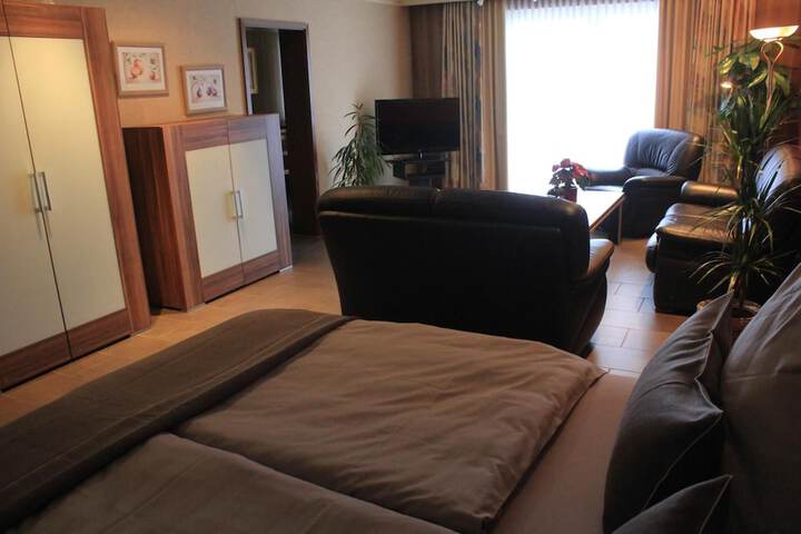 Room 13 of 49