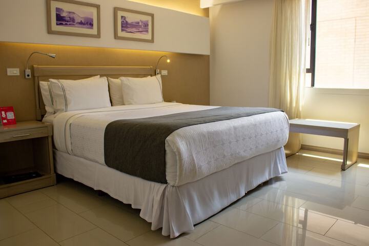 Room 3 of 61