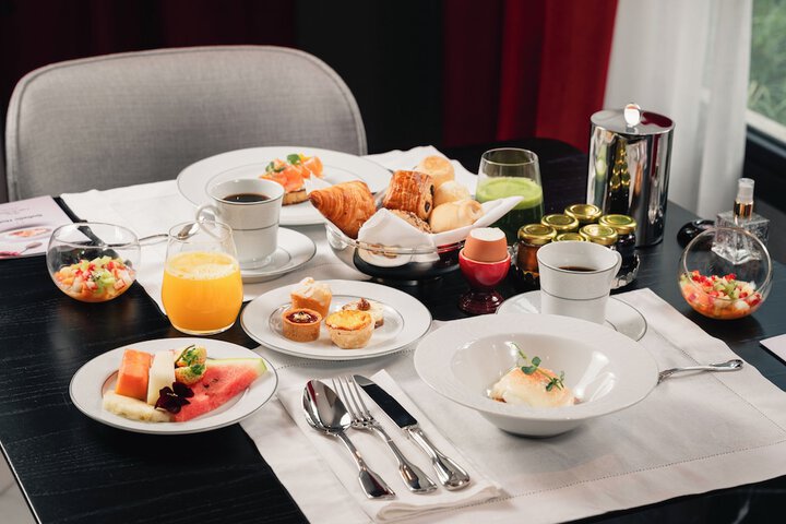 Breakfast/Coffee Service 45 of 56