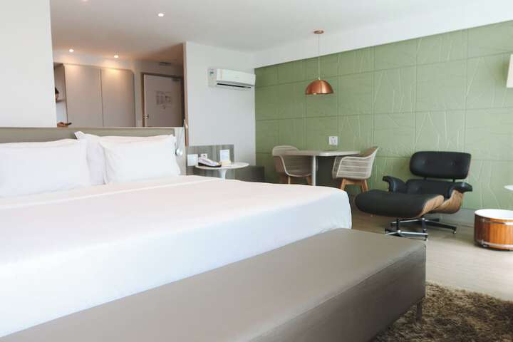 Room 15 of 80