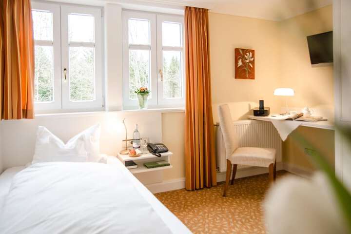 Room 10 of 55