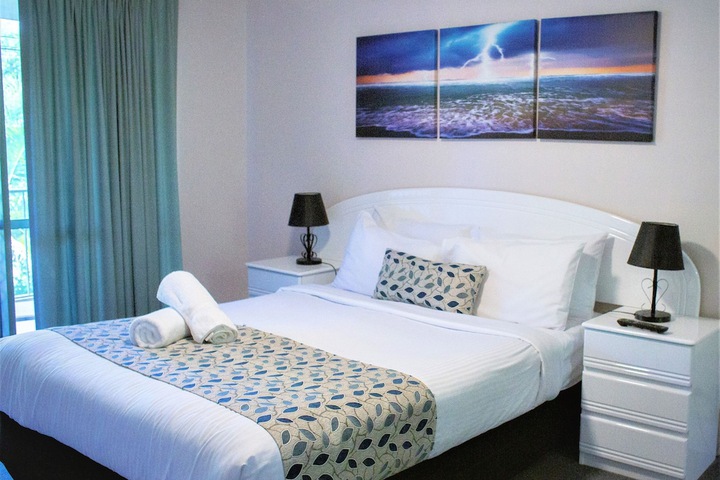 Room 8 of 49