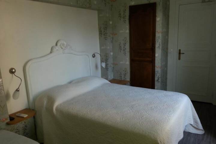 Room 16 of 45