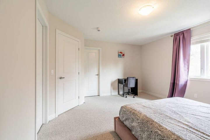 Room 10 of 71