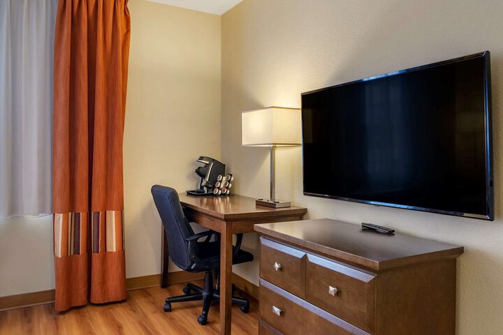 Room 12 of 67