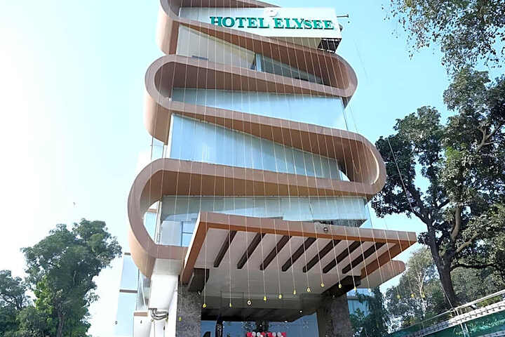 Hotel Entry