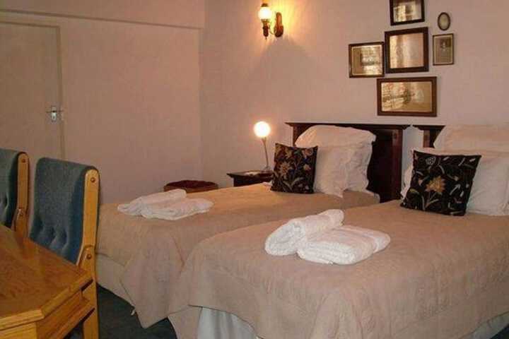 Room 16 of 29