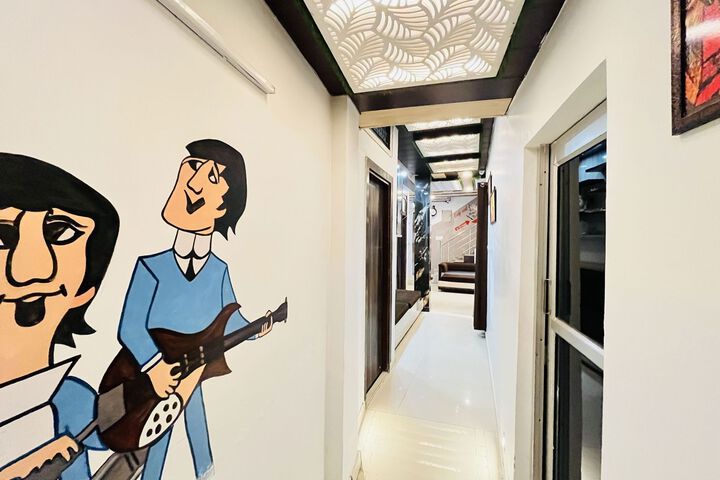 Hotel 8 of 19