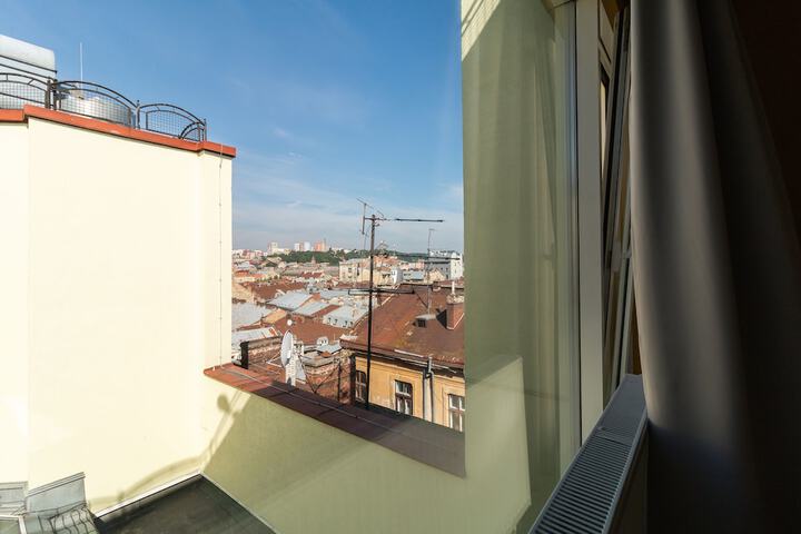 Hotel 142 of 146