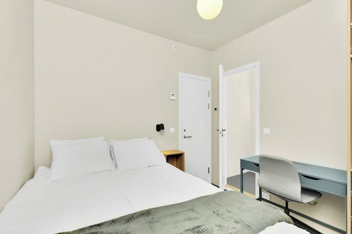 Room 13 of 57