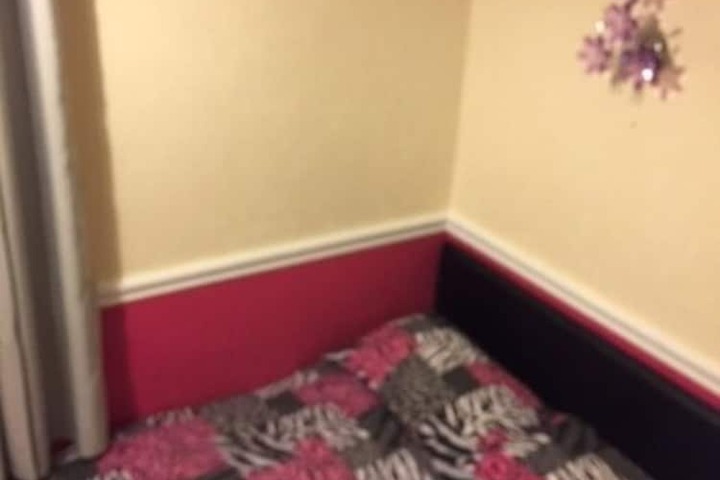 Room 25 of 87