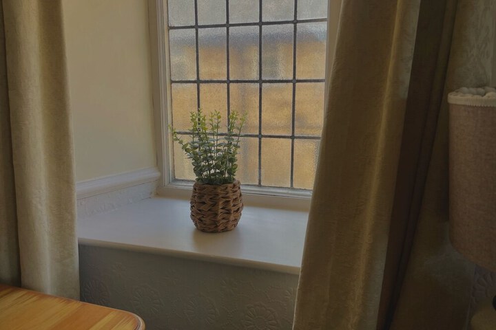 Room 17 of 46