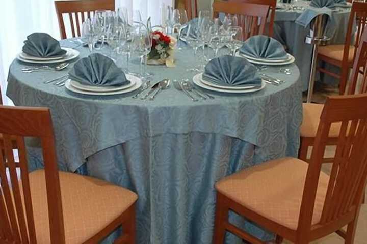 Dining Photos
